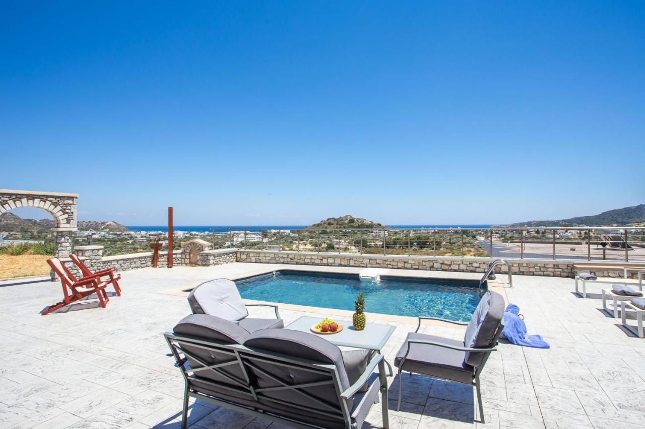 Des & Coo Luxury Villa With Private Pool ファリラキ エクステリア 写真