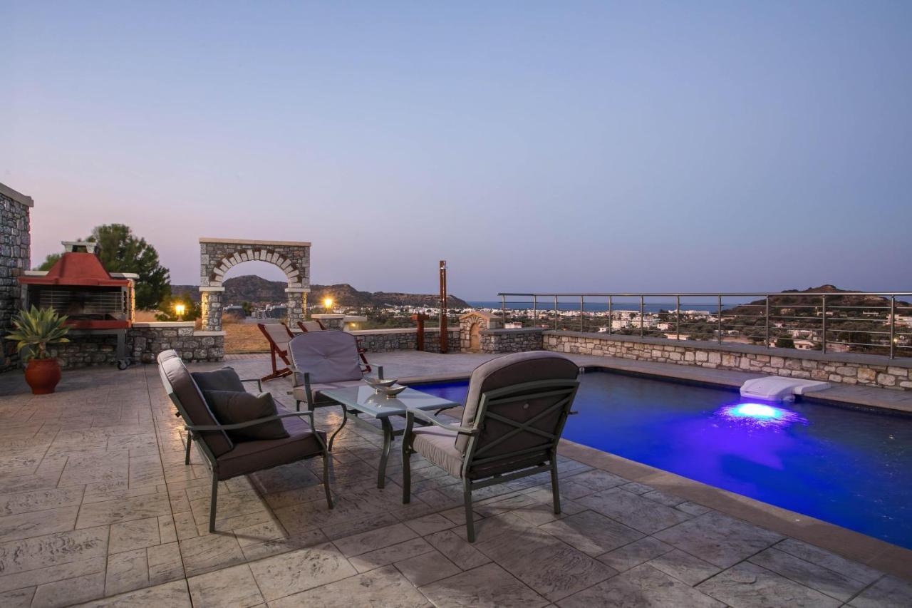 Des & Coo Luxury Villa With Private Pool ファリラキ エクステリア 写真