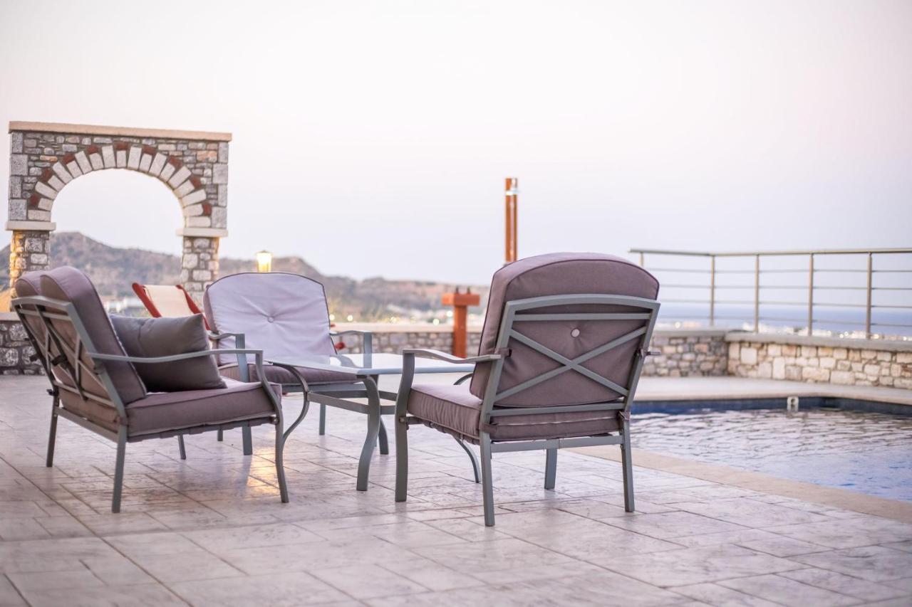 Des & Coo Luxury Villa With Private Pool ファリラキ エクステリア 写真