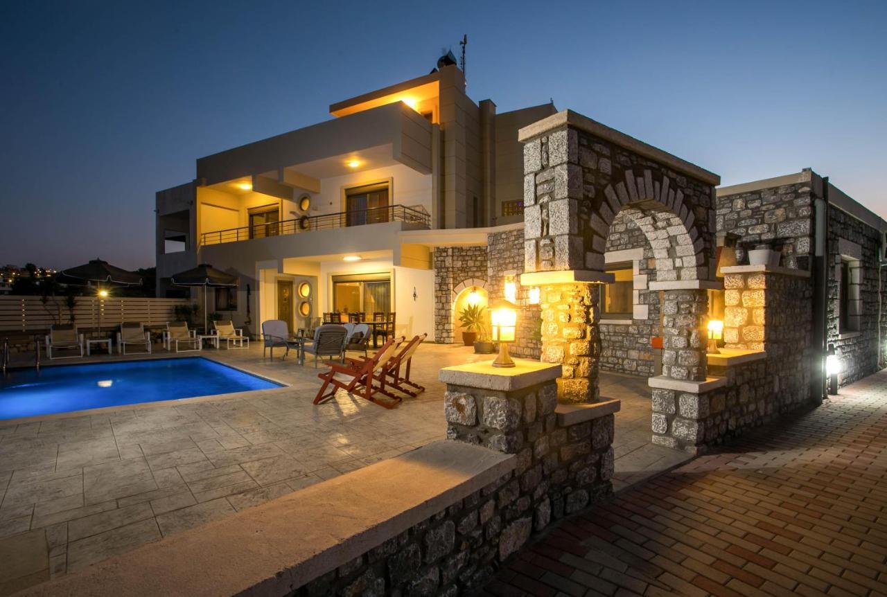 Des & Coo Luxury Villa With Private Pool ファリラキ エクステリア 写真