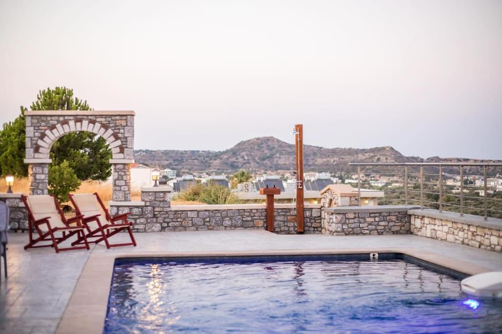Des & Coo Luxury Villa With Private Pool ファリラキ エクステリア 写真
